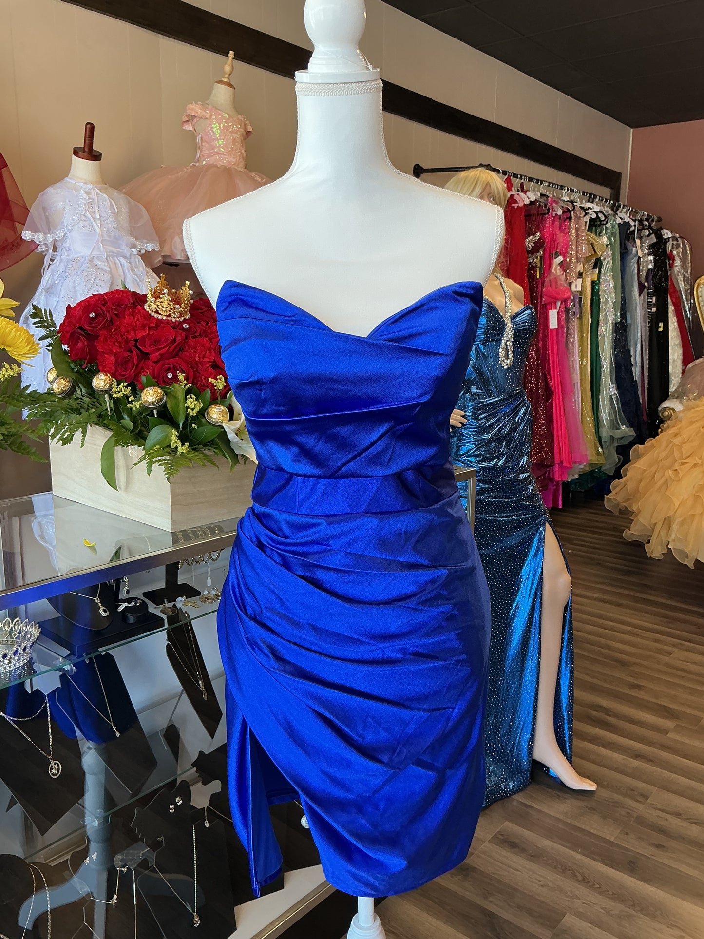 Satin Sculptress