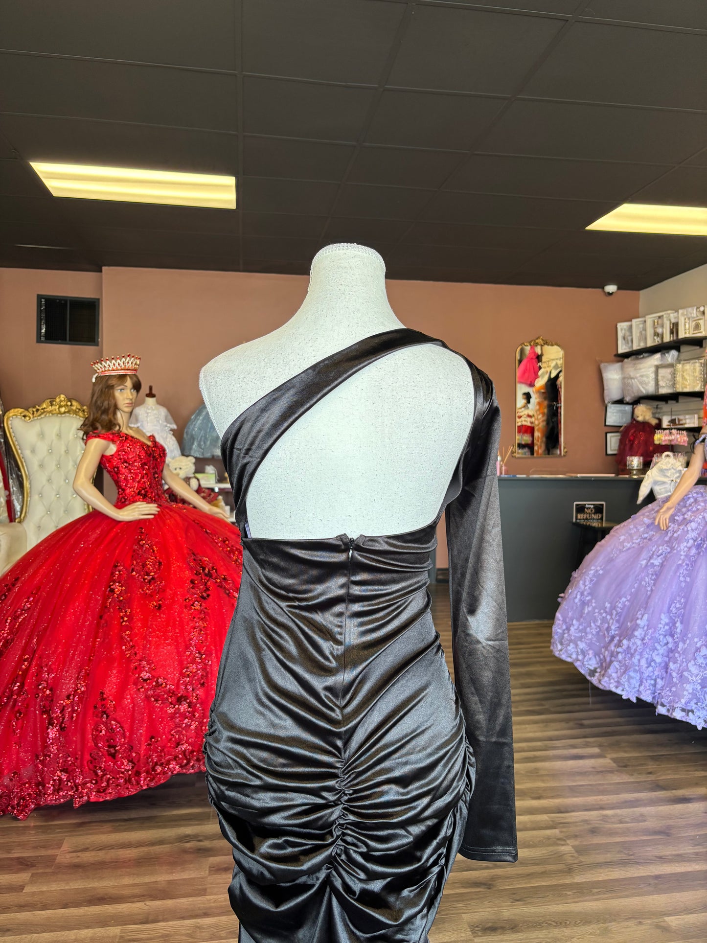 One Shoulder Wonder