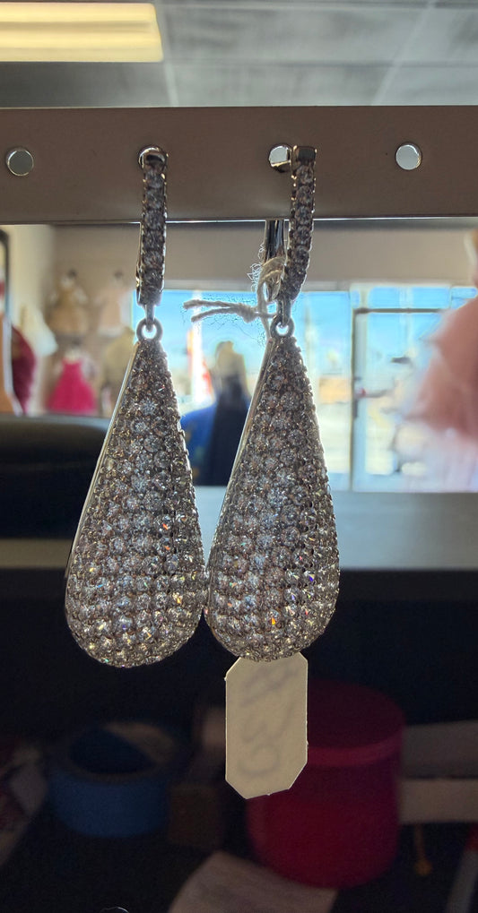 Raindrop earrings