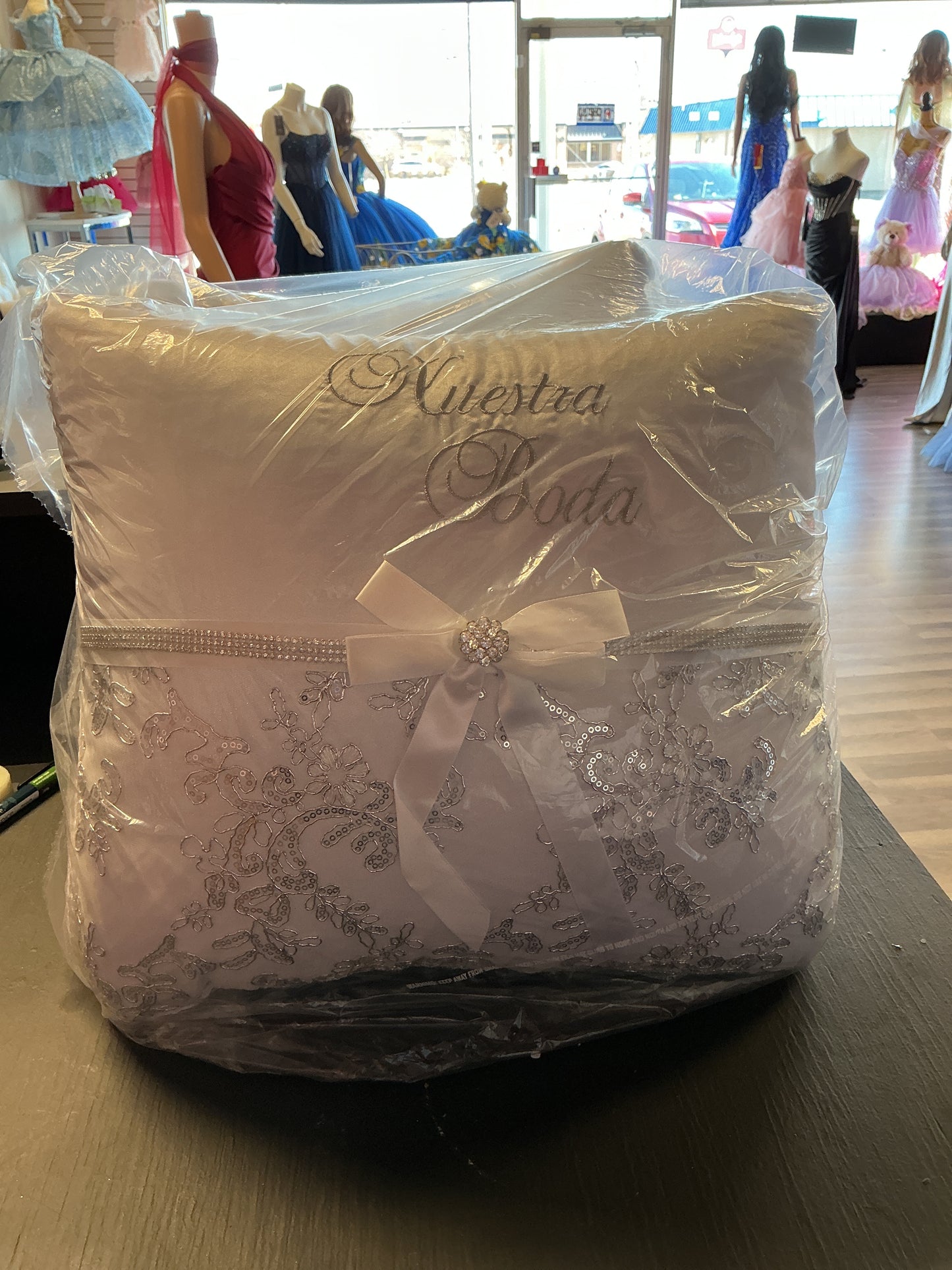 Nuestra boda pillows 2002