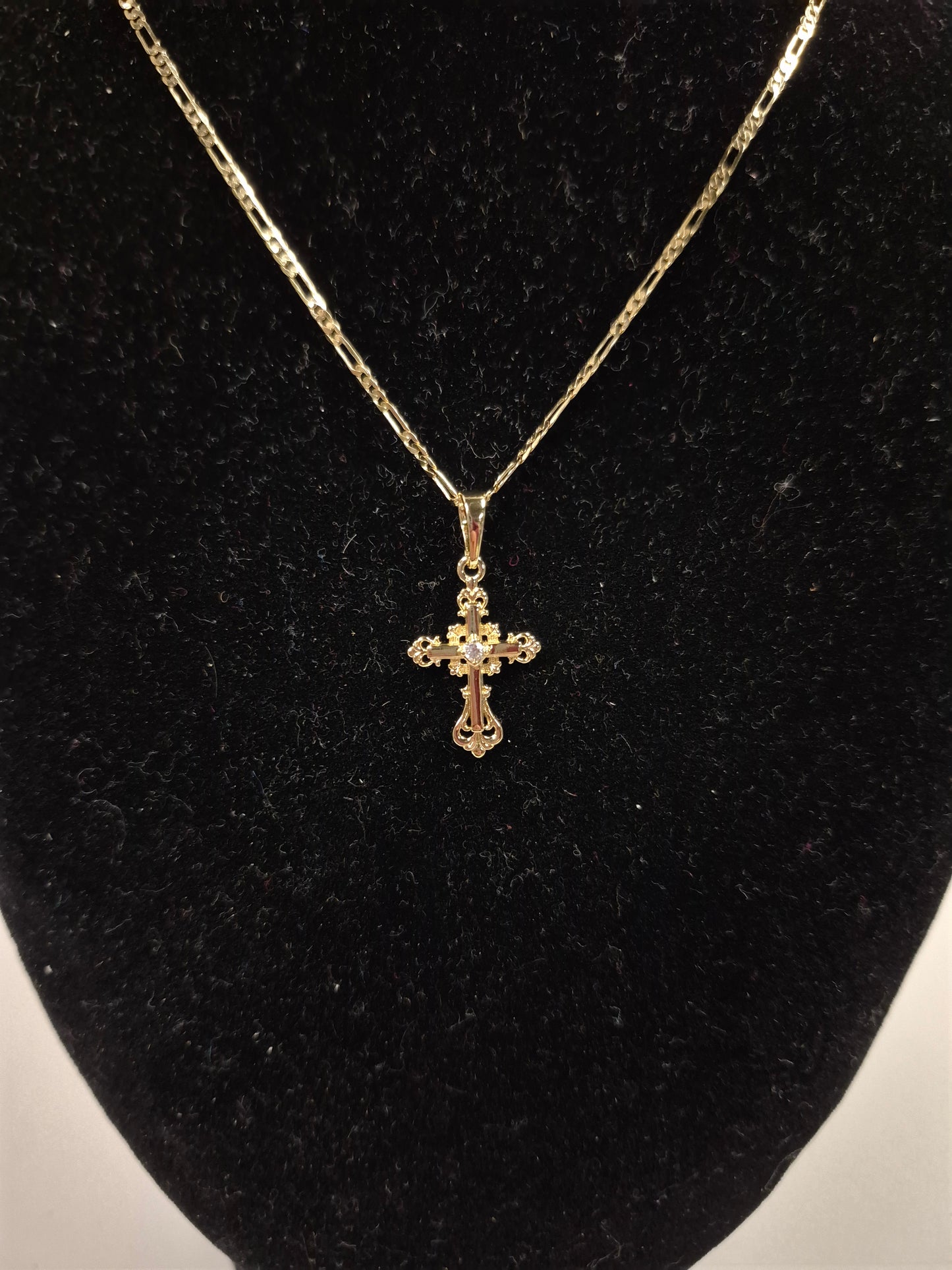 Solitaire Lace Cross